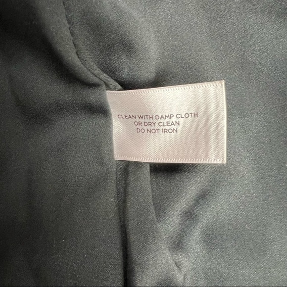 Sunset & Spring Patent Bow Mini Skirt - Picture 12 of 16